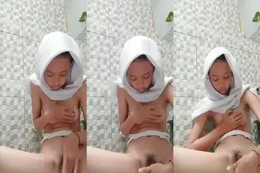 Gadis Cantik Pasrah Goyang Kasur Threesome