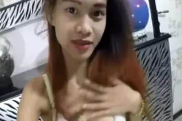 Gadis Medan Cantik Pasrah Goyang Kasur Crot